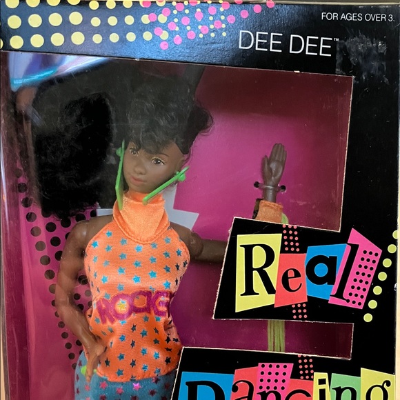 Barbie and Rockers “Dee Dee” Real Dancing Action - Picture 2 of 7